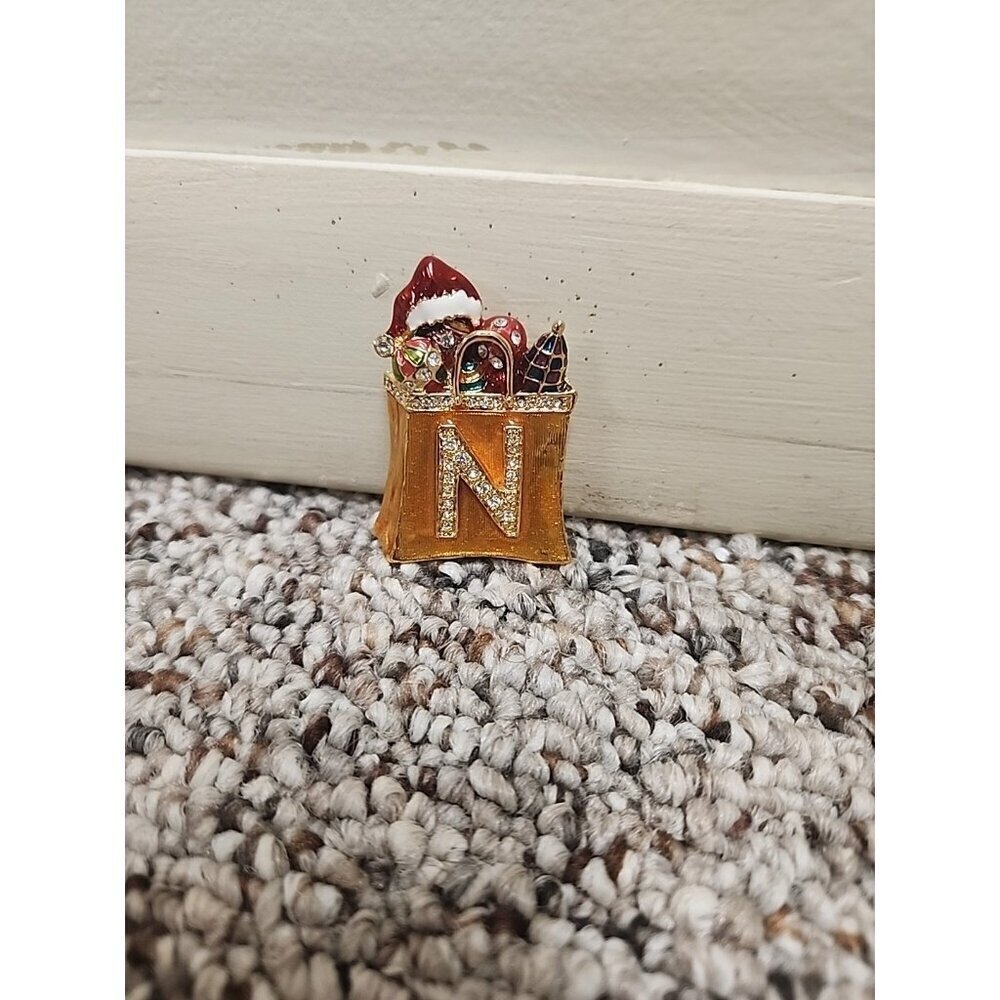 Vintage Christopher Radco Santa Gift Bag‎ Pin Brooch